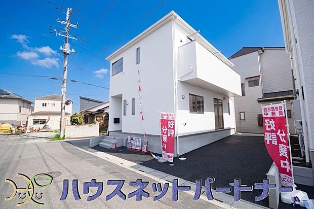 ここから始まる「日常」はご家族にとってかけがえのない時間となります。少しでも豊かに、快適に。そんな想いから本邸宅は生まれました。