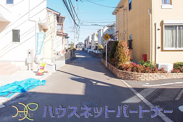 陽当りが良いと、洗濯物が乾きやすいですし、湿気やカビの心配も減るので快適です。寒い冬の日でも、日差しが届くと家の中が暖かくなりますね。