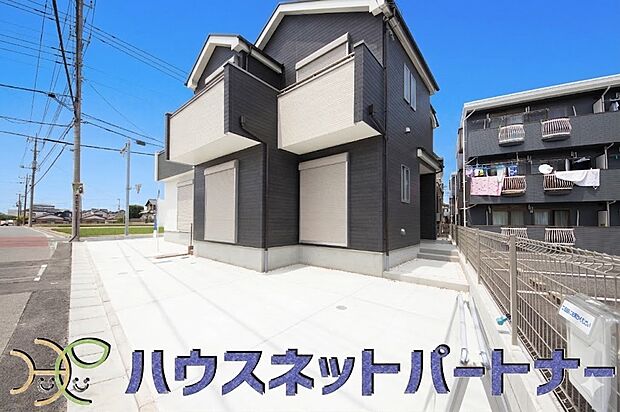 流行に左右されず、将来にわたって価値が継続する上質な佇まい。親しみやすさといった個性を演出してくれます。