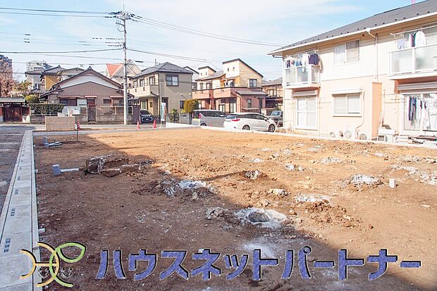 豊かで快適な暮らしを。ここから始まる「日常」はご家族にとってかけがえのない時間となります。少しでも豊かに、快適に。そんな想いから本邸宅は生まれました。