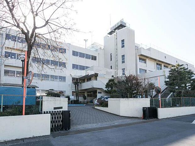 周辺環境-中学校(1300m)加納中学校