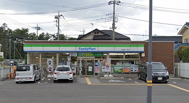 周辺環境-コンビニ(460m)ファミリーマート上尾泉台1丁目店