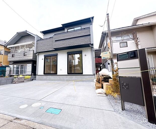 陽当りが良いと、洗濯物が乾きやすいですし、湿気やカビの心配も減るので快適です。寒い冬の日でも、日差しが届くと家の中が暖かくなりますね。