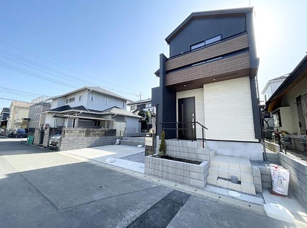 陽当りや通風性など各所に施された工夫で住みやすさを実現。部屋の大きさや周辺環境・街並など、資料には掲載していない情報が現地にはたくさんございます。是非ご確認下さい。