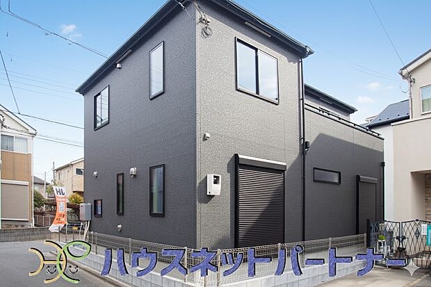 ここから始まる「日常」はご家族にとってかけがえのない時間となります。少しでも豊かに、快適に。そんな想いから本邸宅は生まれました。