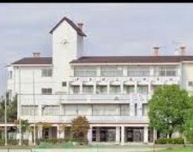 周辺環境-中学校(1770m)南中学校