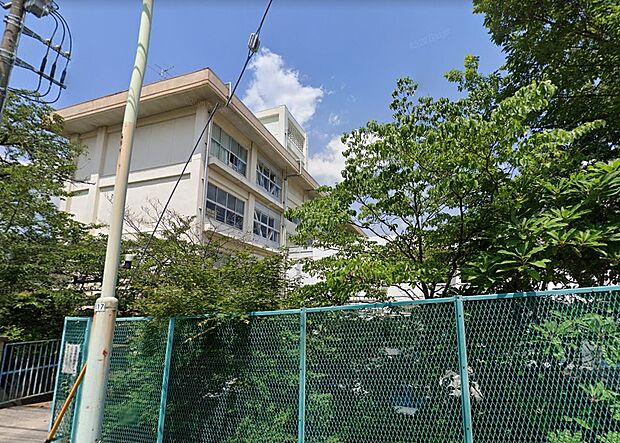 周辺環境-中学校(710m)岸中学校