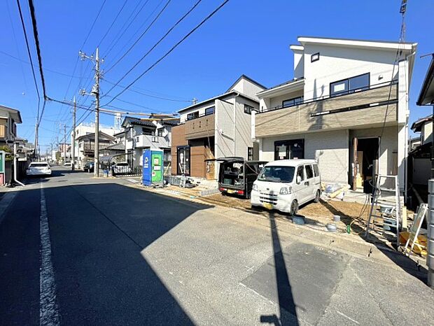 太陽に愛された邸は、陽当り・通風に優れた魅力的で快適さを追求した新築戸建でした。ここに住むからこそ意味がある。そんな特別感に浸りながら、毎日をお過ごしして欲しいです。