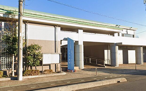 周辺環境-図書館(1390m)七里図書館