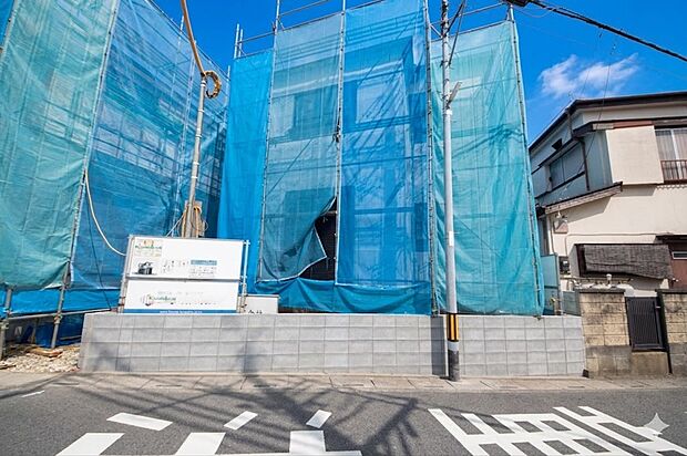 家づくりへの想いが設計に表れています。住み心地のために工夫された造り辺環境には便利な設備が点在し、毎日の暮らしを快適にしてくれる邸宅です。