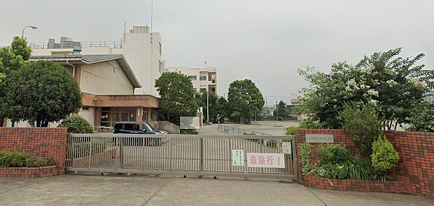 周辺環境-小学校(750m)亀久保小学校