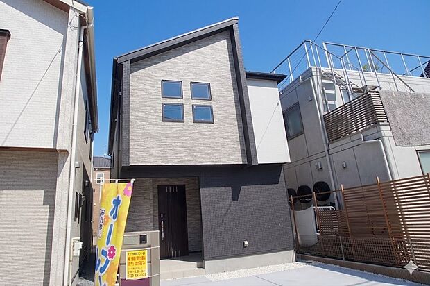 家づくりへの想いが設計に表れ、ご家族が快適に過ごす日常を考え工夫された造りです。