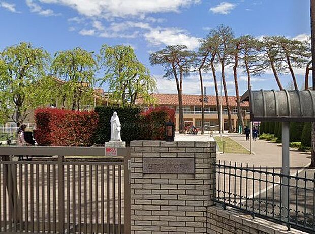 周辺環境-幼稚園・保育園(540m)聖フランソア幼稚園