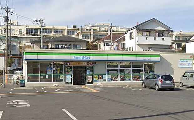 周辺環境-コンビニ(370m)ファミリーマート川越岸町3丁目店