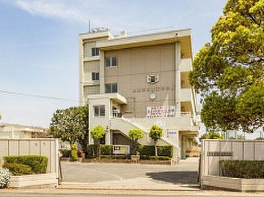 周辺環境-中学校(350m)瓦葺中学校