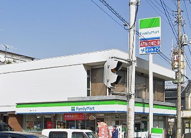 周辺環境-コンビニ(160m)ファミリーマート川越インター店