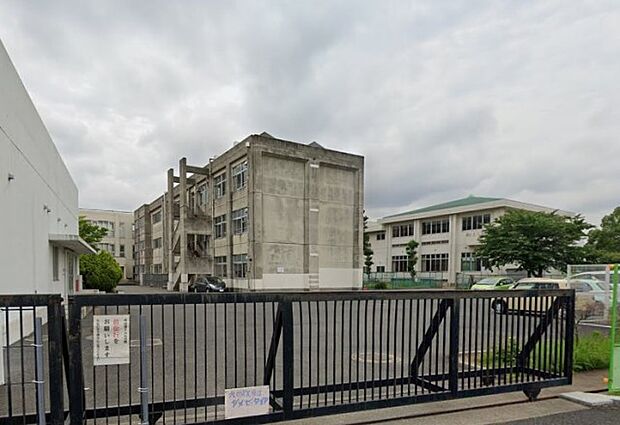 周辺環境-中学校(1100m)馬宮中学校