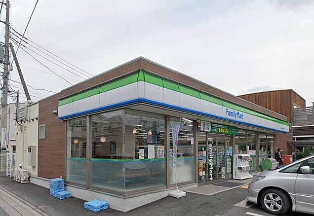 周辺環境-コンビニ(270m)ファミリーマート佐知川店