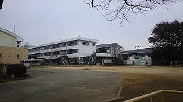 周辺環境-中学校(1590m)黒浜中学校