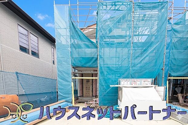 ここから始まる「日常」はご家族にとってかけがえのない時間となります。少しでも豊かに、快適に。そんな想いから本邸宅は生まれました。