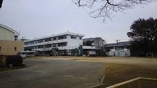 周辺環境-中学校(2260m)黒浜中学校