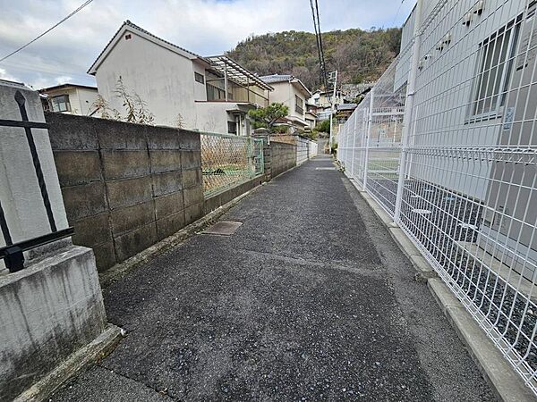 前面道路（幅員2ｍ）