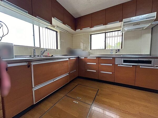 L字型の広々したキッチンです♪