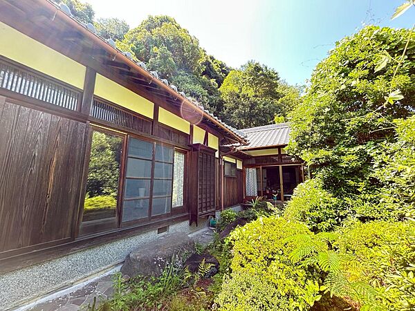 外観：327001673177