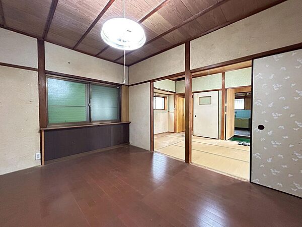 1階洋室（6.0帖）です♪