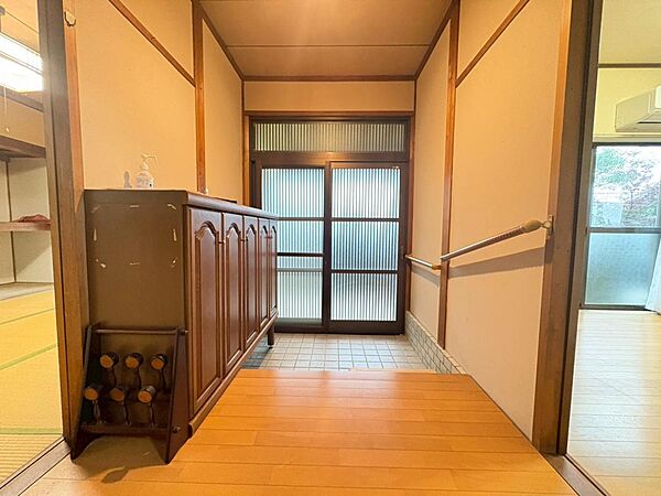 玄関