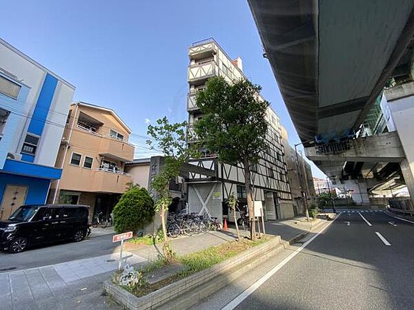 ボンジュール南市岡 ｜大阪府大阪市港区南市岡３丁目(賃貸マンション2DK・5階・38.00㎡)の写真 その1