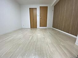 ジャストジャパンウエスト 702 7階1Kのリビング/ダイニング