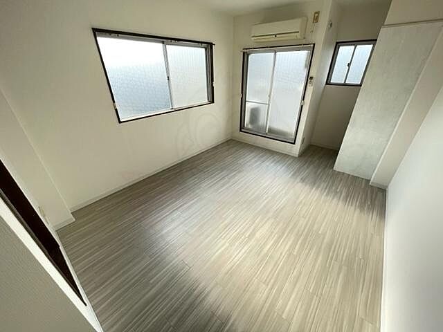 寝室