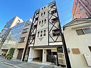 弁天町駅より徒歩8分 4階 築32年の賃貸物件