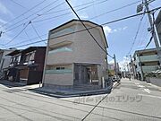 出町柳駅よりバス6分 徒歩3分 3階 築1年の賃貸物件