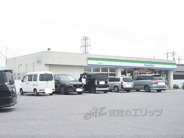 画像25:ファミリーマート　彦根高宮町店まで950メートル