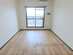 近江鉄道八日市線 八日市駅 徒歩28分の賃貸マンション 3階1Kのリビング/ダイニング