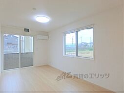 カーサ近江富士 1階2LDKのリビング/ダイニング