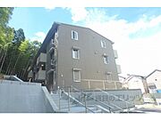 石山駅より徒歩27分 3階 築7年9ヶ月の賃貸物件