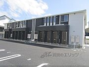 三雲駅より徒歩15分 1階 築1年11ヶ月の賃貸物件