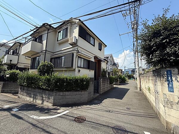 南東角地
