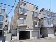 菊水駅より徒歩9分 築20年4ヶ月 3階建の賃貸物件