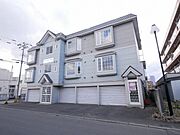 太平駅より徒歩30分 築33年2ヶ月 3階建の賃貸物件