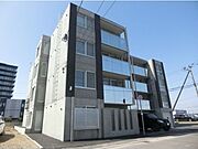 南郷18丁目駅より徒歩4分 築8年1ヶ月 4階建の賃貸物件