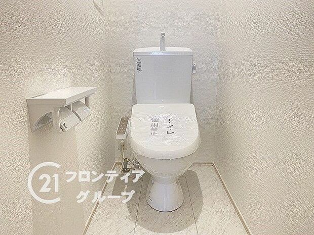 ＼同仕様写真／1階、2階どちらにも節水省エネ仕様のシャワートイレを採用しています。