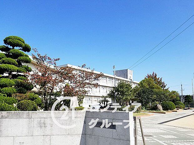 姫路市立灘中学校 徒歩29分。 2303m