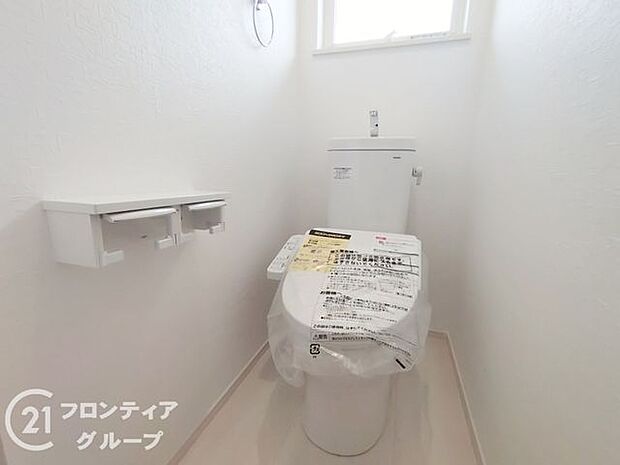 トイレは1階と2階の2カ所に設置!階段を上り下りせずに使用できるので、高齢の方にも安心です!