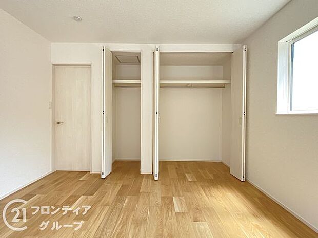 お子様が大きくなってもたくさん収納しておけますね！