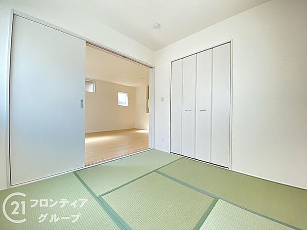 い草香る畳スペースは、使い方色々！客室やお布団で寝るときにぴったりの空間ですね。