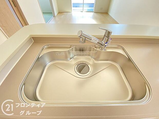 ワイドシンクなので家族が増えても洗い物楽々です